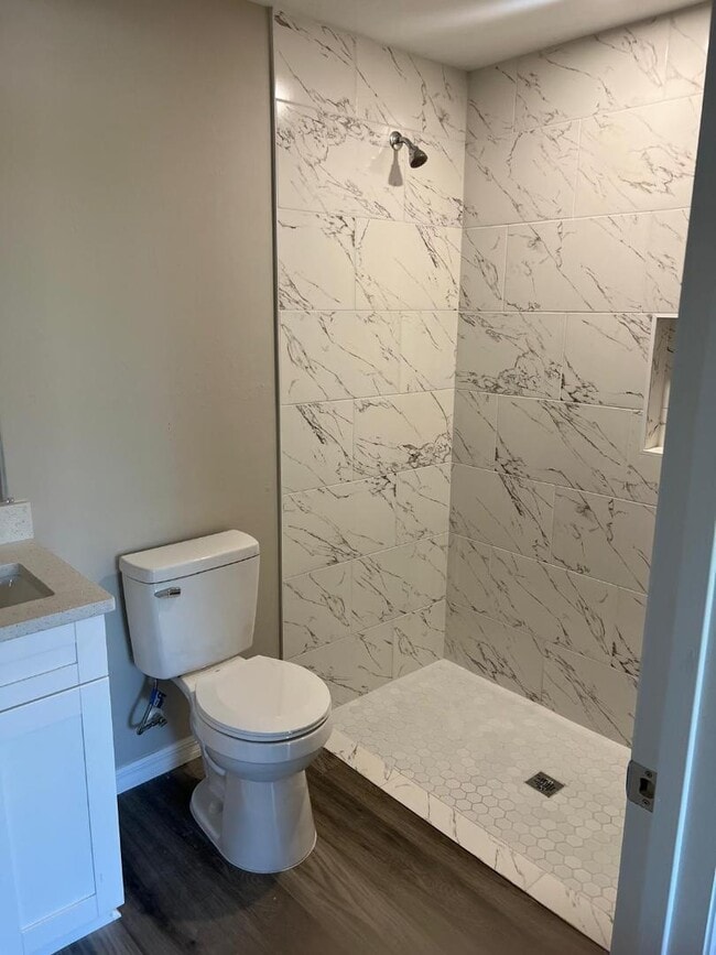 Building Photo - 374 Compese Ave S