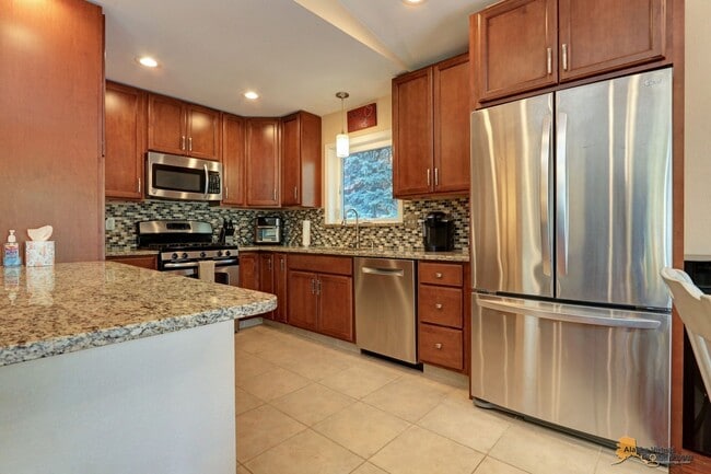 Building Photo - Birch Lane in Eagle River