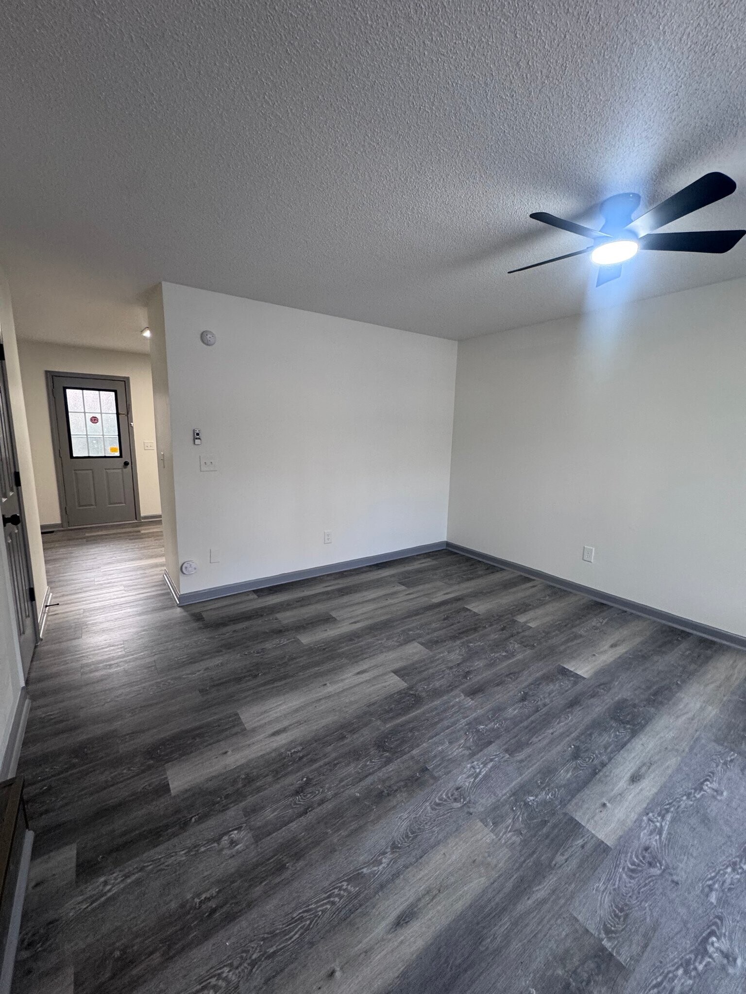 Building Photo - 3001 Corinth Ln