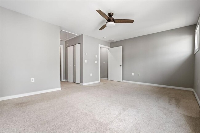 Building Photo - 1360 Peter Haughton Way