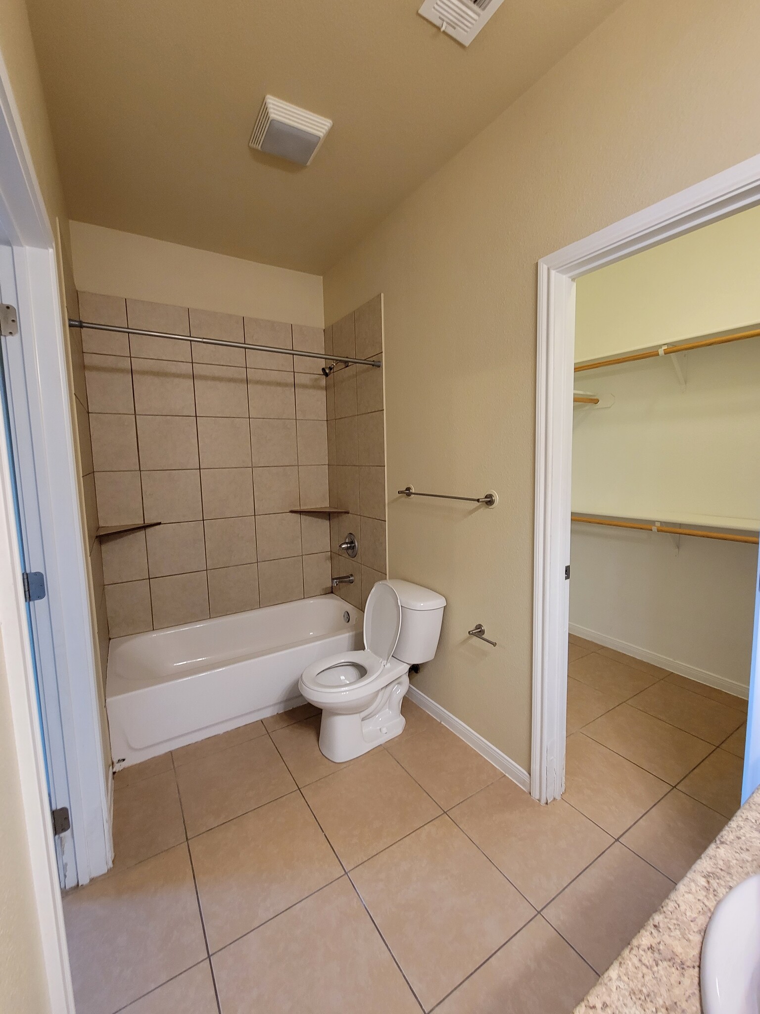 Master Bath - 1204 Cavalry Lane