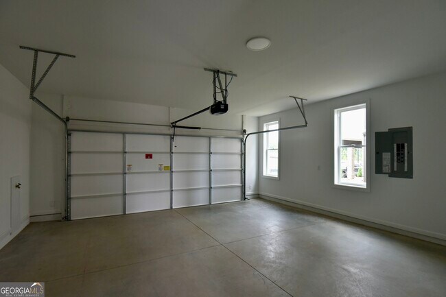 Building Photo - 1510 Westend Wy
