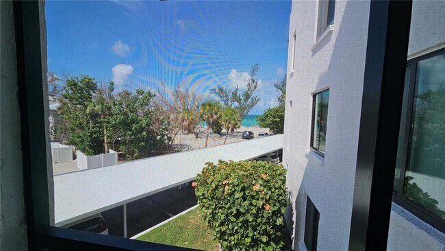 Building Photo - 2950 N Beach Rd