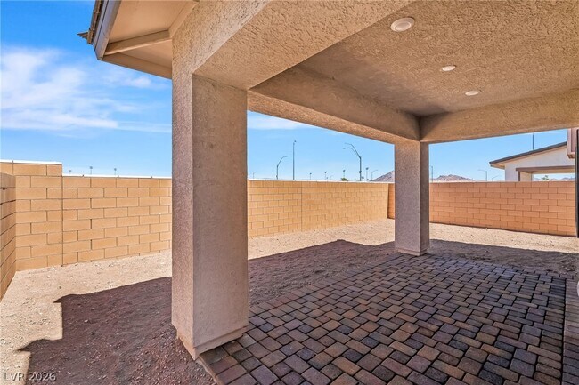 Building Photo - 1111 Saffron Toucan Ln