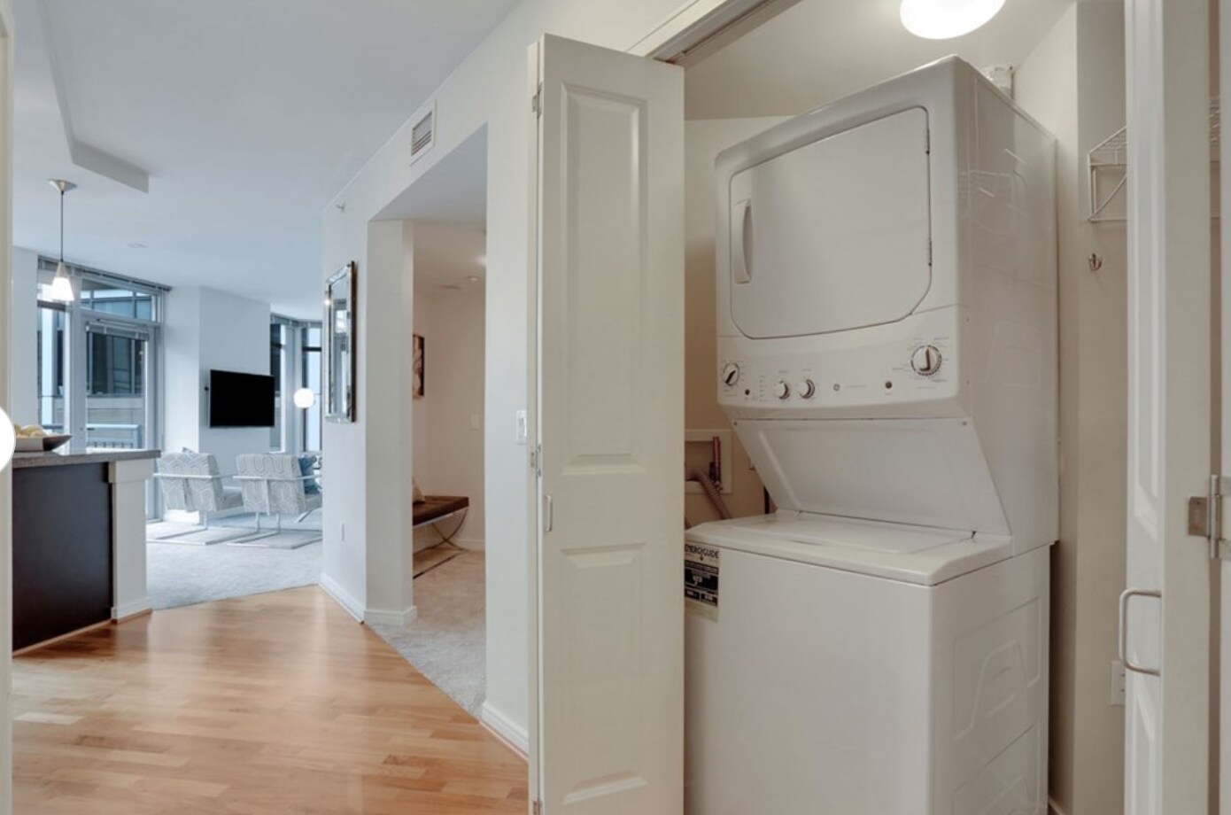 Building Photo - 819 Virginia St