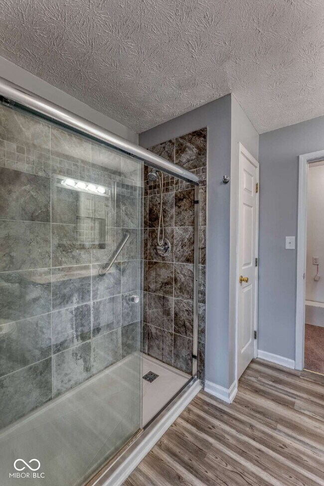 Building Photo - 8520 Lincoln Ct