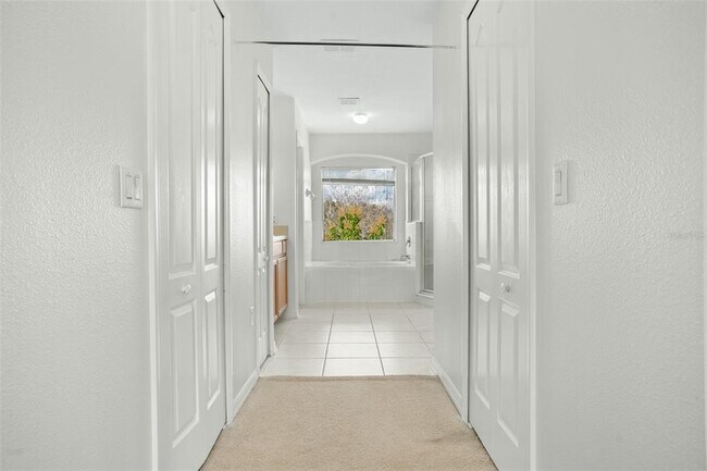 Building Photo - 12810 Moss Park Ridge Dr