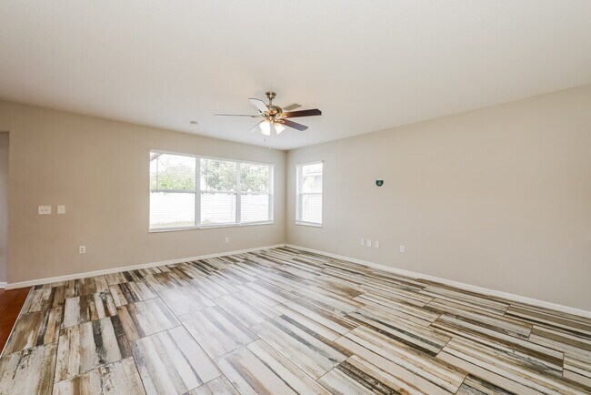 Building Photo - 12661 Evington Point Dr