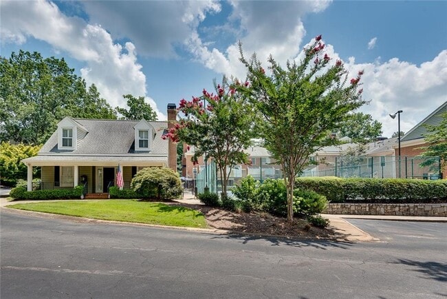 Building Photo - 2 Mt Vernon Cir