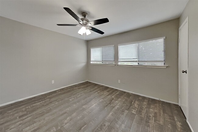 Building Photo - 18319 Autumn Trails Ln