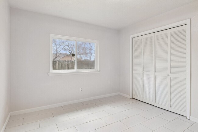 Building Photo - 14067 Towneway Dr