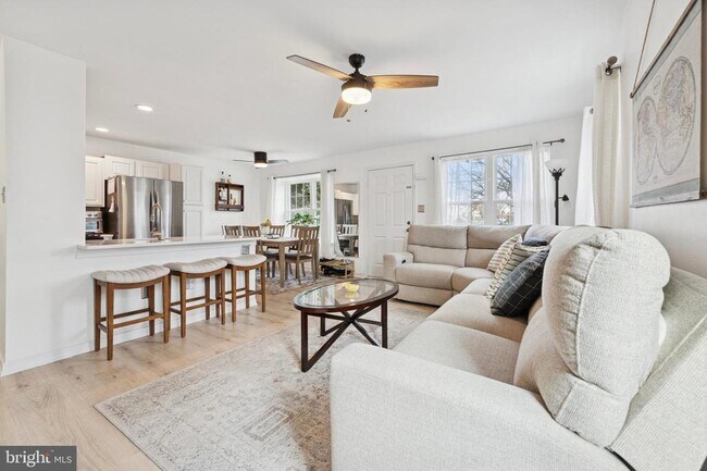 Building Photo - 422 Wendover Dr