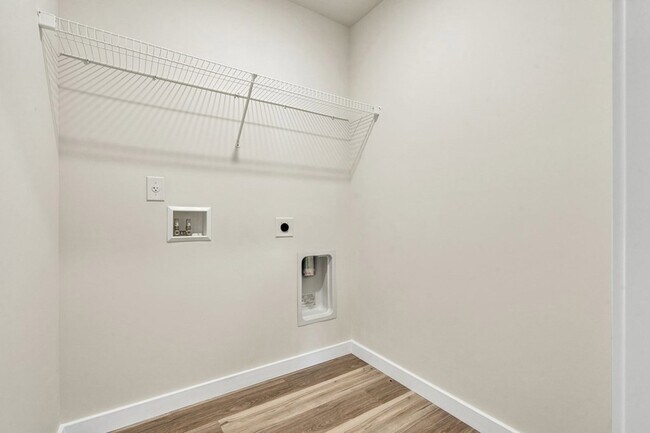 Building Photo - 627 Fox Den Cir