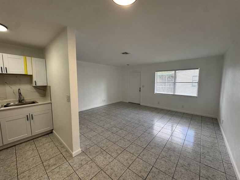 Building Photo - 1795 NW 55th Ave