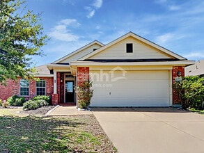 Building Photo - 1117 Luckenbach Dr