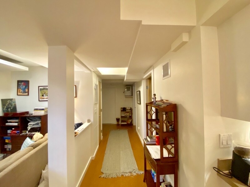 Building Photo - 118 Mason Ter