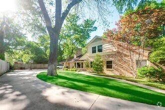 Building Photo - 3224 Preston Hollow Rd