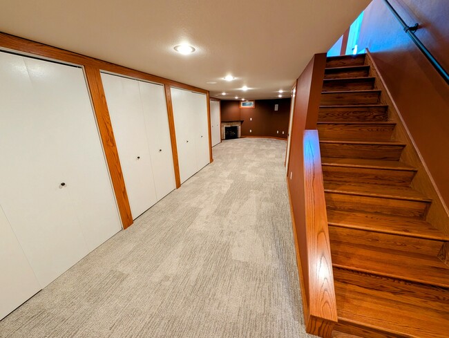 Building Photo - 309 Perry St
