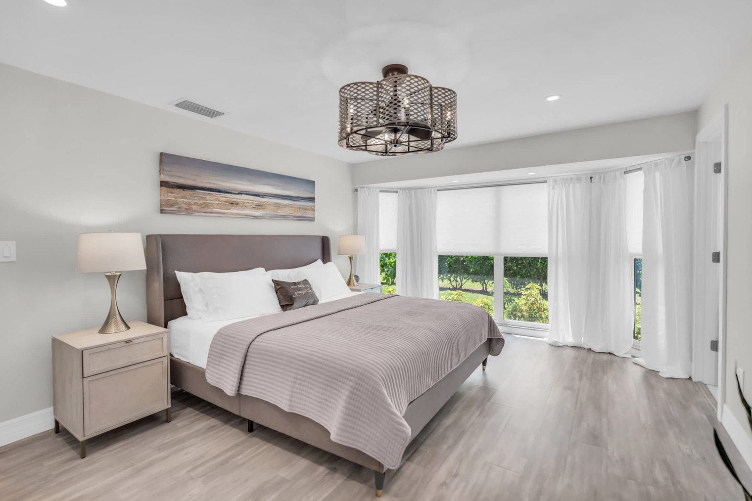 Building Photo - 2649 Longboat Dr