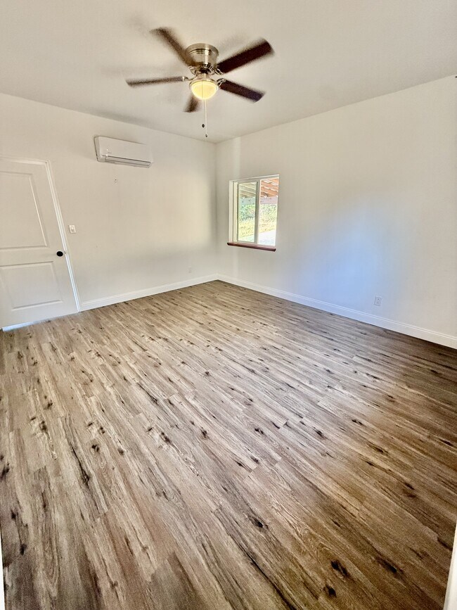 Building Photo - 22275 CA-20