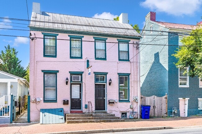 Building Photo - 112 W All Saints St.