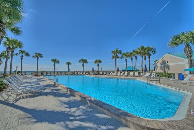 Building Photo - 7205 Thomas Dr