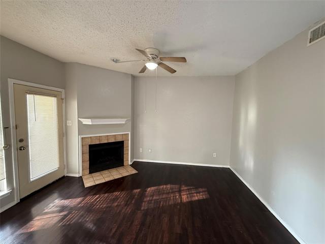 Building Photo - 9601 Forest Ln