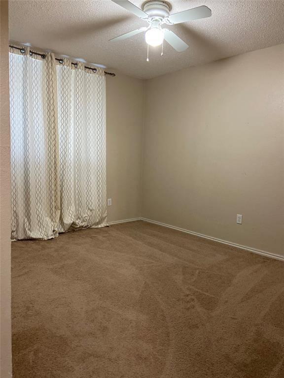 Building Photo - 7514 Beverly Dr