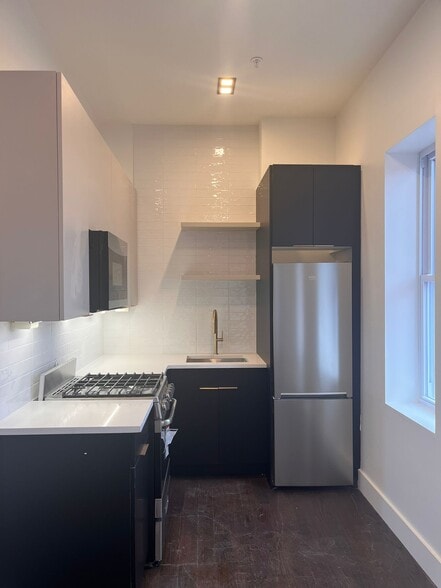 Primary Photo - 294 Hoboken Ave