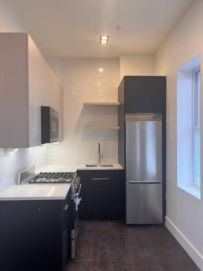 Building Photo - 294 Hoboken Ave