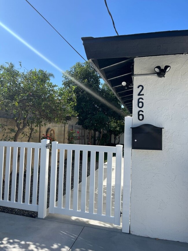 Building Photo - 264-266 S Park Street Orange, CA