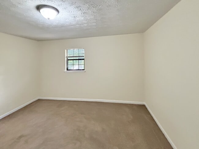 Building Photo - 5435 Brandon Ct