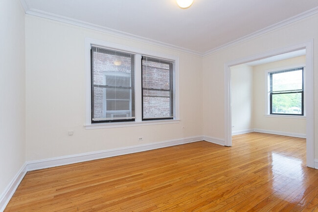 Building Photo - 348 Park Ave