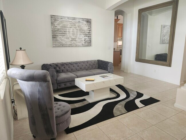 Building Photo - 11727 Paradise Cove Ln