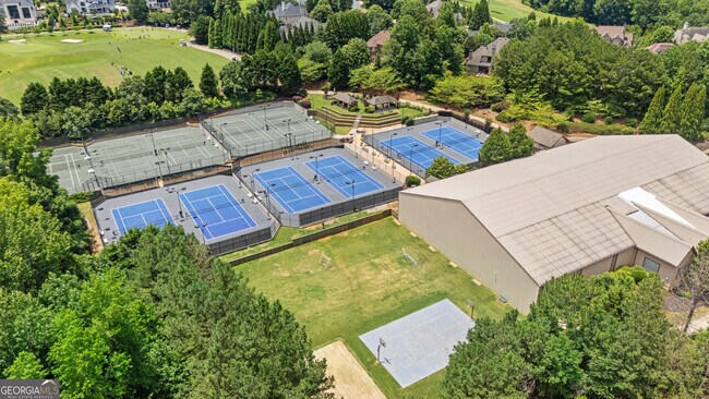 Building Photo - 2045 Kent Ct