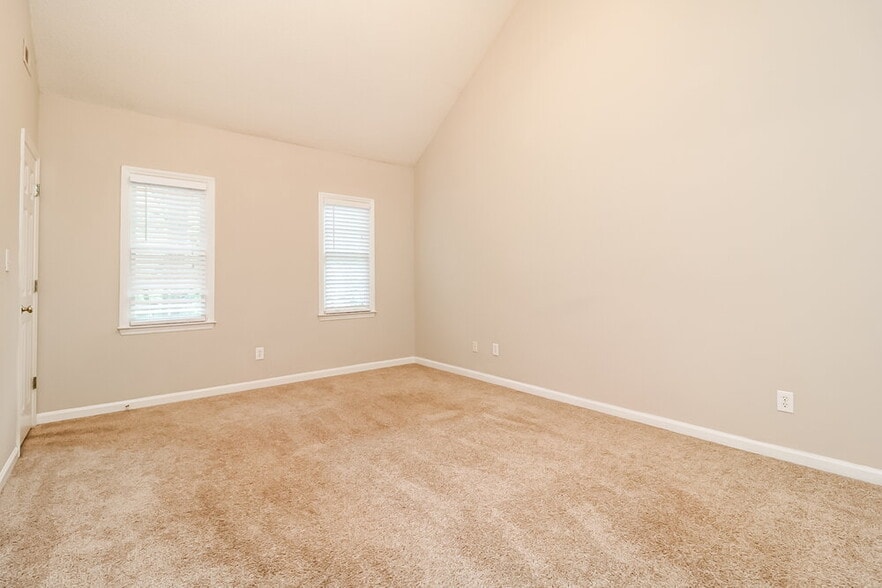 Building Photo - 1405 E Stonemason Dr