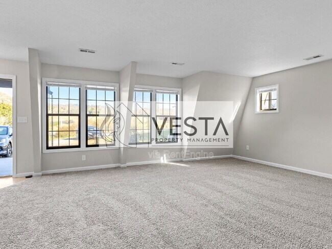 Building Photo - 588 Ray Hill Rd