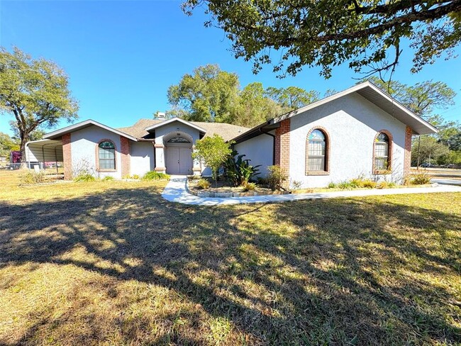 Building Photo - 824 Old Floral City Rd