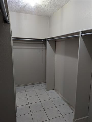 Building Photo - 7522 Holly Hill Dr