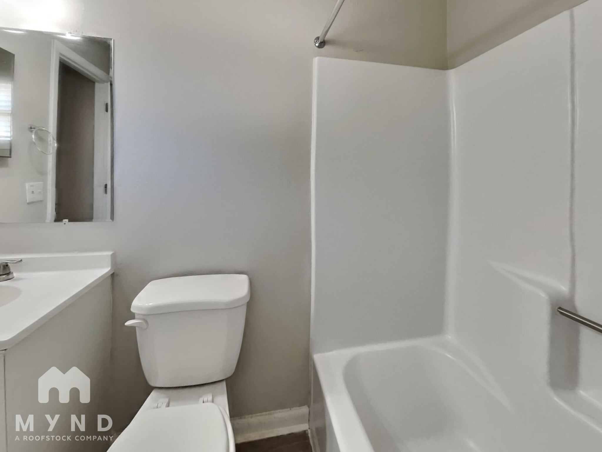 Building Photo - 2030 Voltaire St