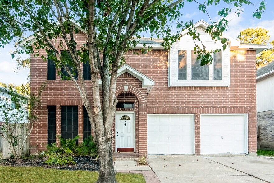 Primary Photo - 18930 Forest Trace Dr