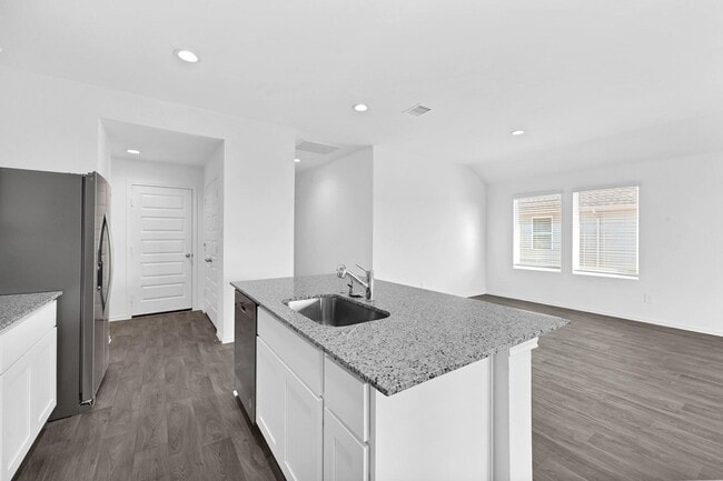 Building Photo - 2025 Woodlark Way