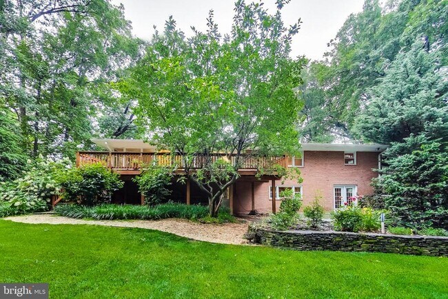 Building Photo - 14904 Claude Ln