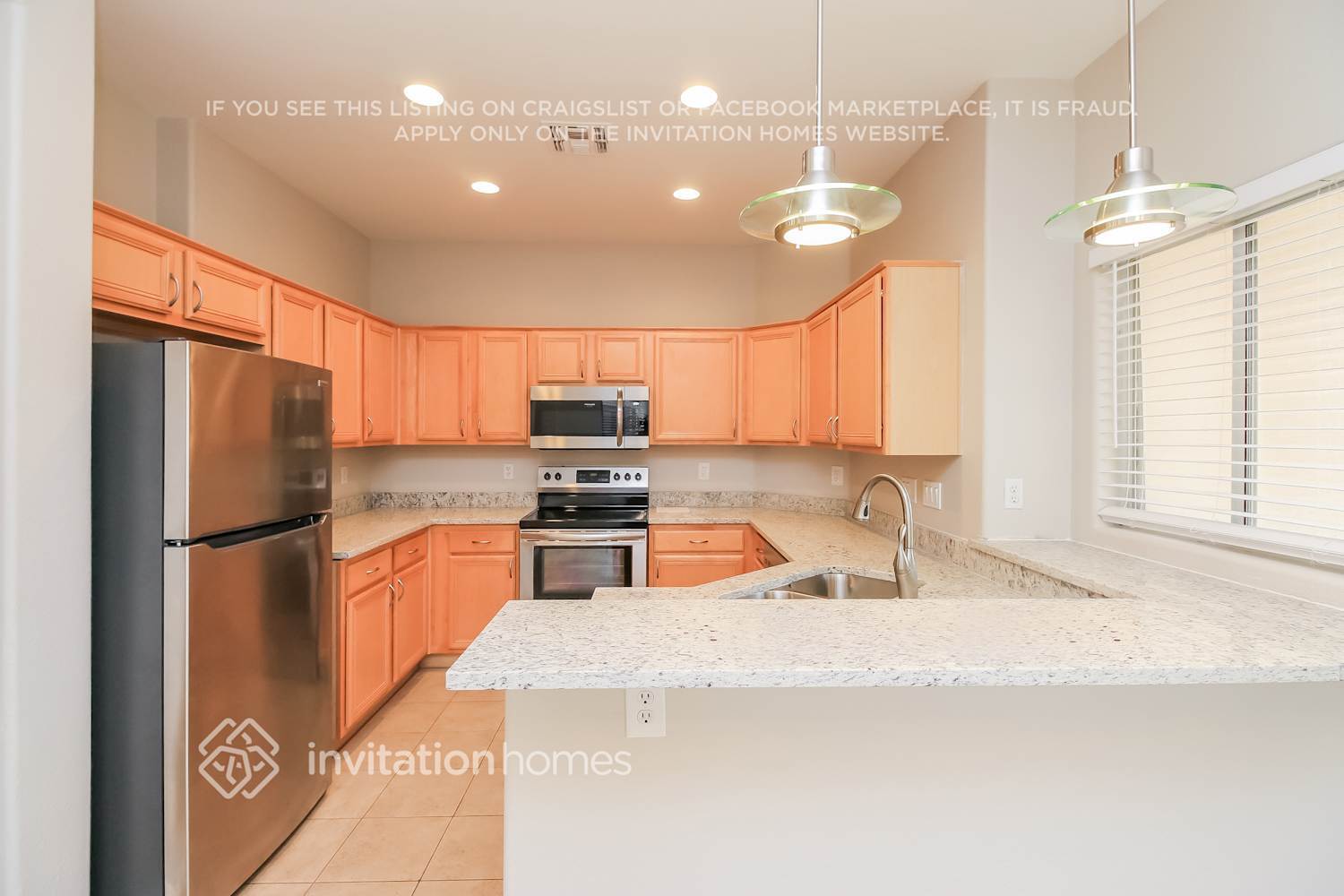 Building Photo - 3677 E Remington Dr