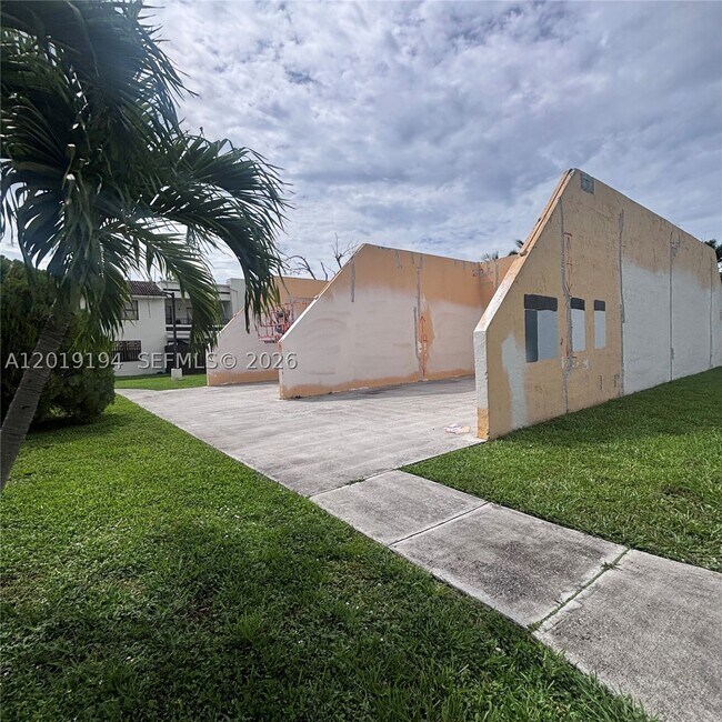 Building Photo - 10857 NW 7th St