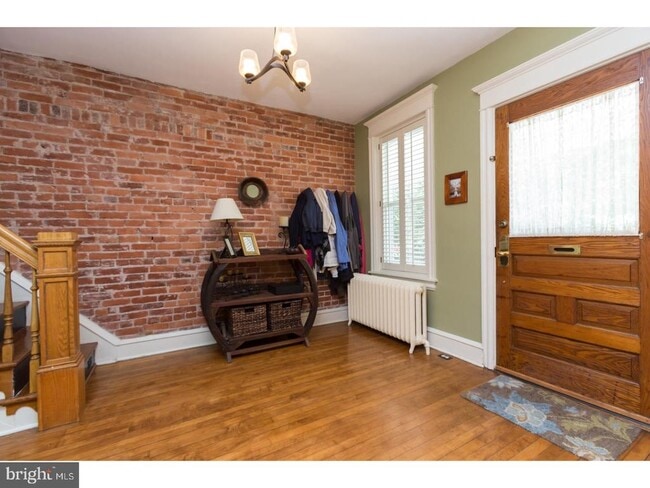 Building Photo - 1306 Shallcross Ave