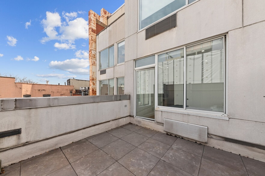 Building Photo - 19-23 Saint Marks Place-SI ID1499939P