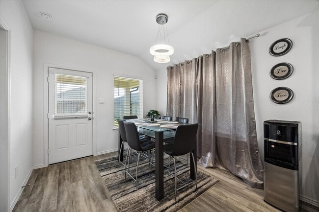 Building Photo - 4231 Brinkworth Dr