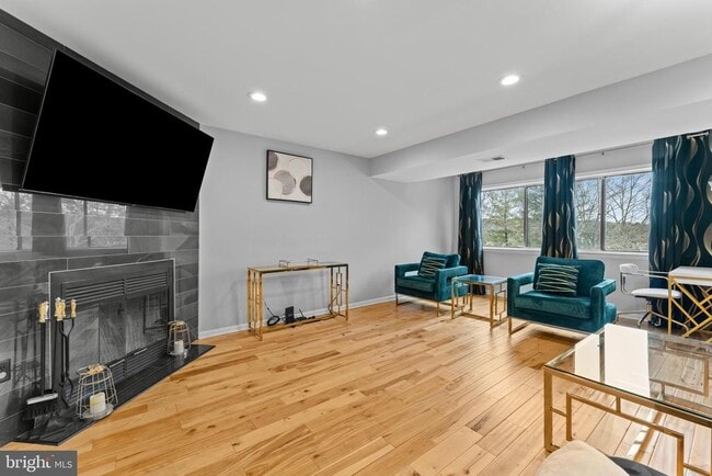 Building Photo - 8001 Greenspring Way