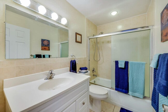 Building Photo - 2750 Ocean Shore Blvd